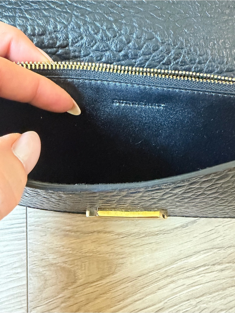 Burberry Madison wallet on gold chain - Picture 6 of 10